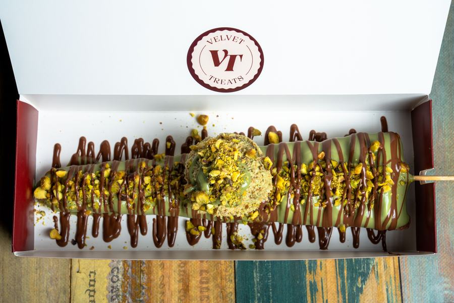 Velvet Wand with pistachio kunafa